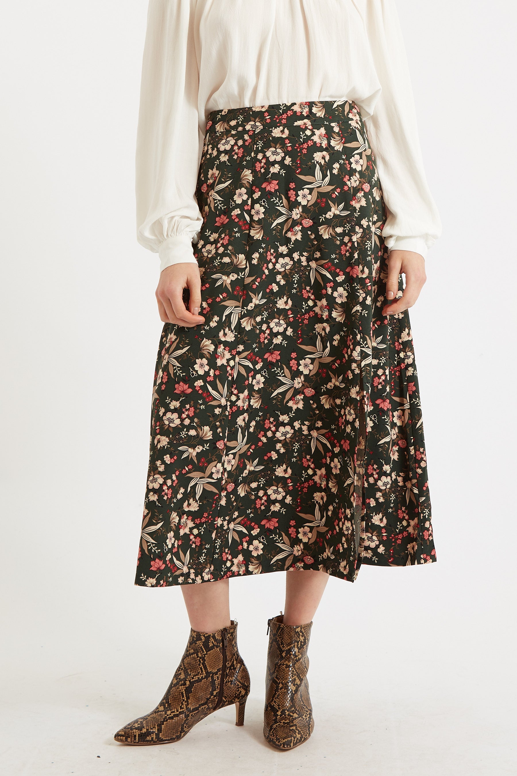 Floral midi hotsell skirt brown