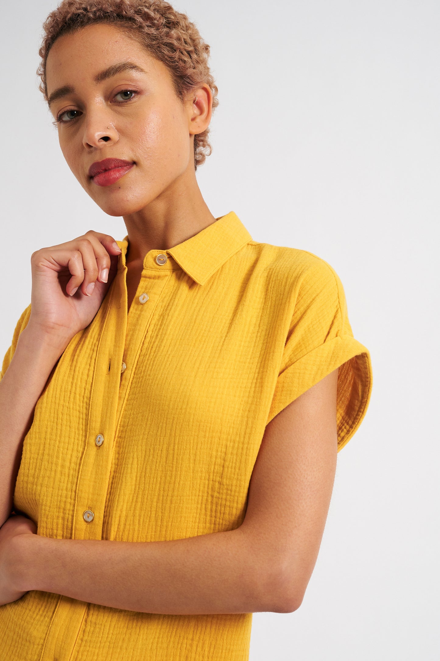 Abinaya Double Gauze Short Sleeved Shirt - Mustard