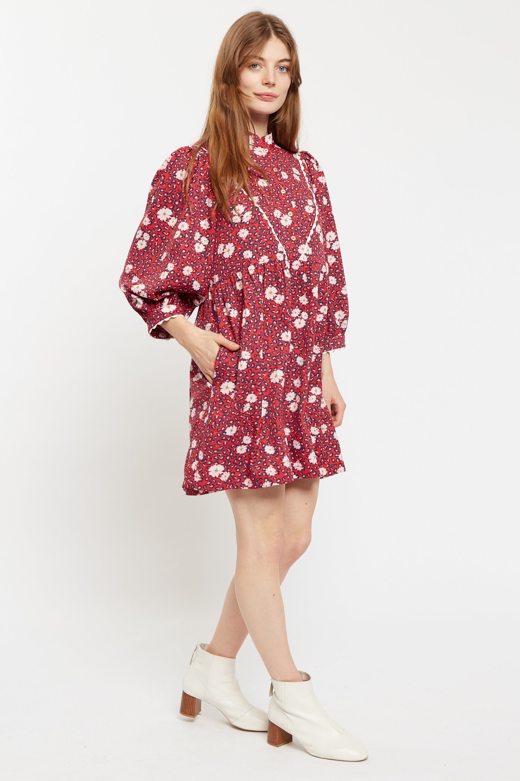 Louche Suzanne Roaring Daisy Print Long Sleeve Mini Dress Red