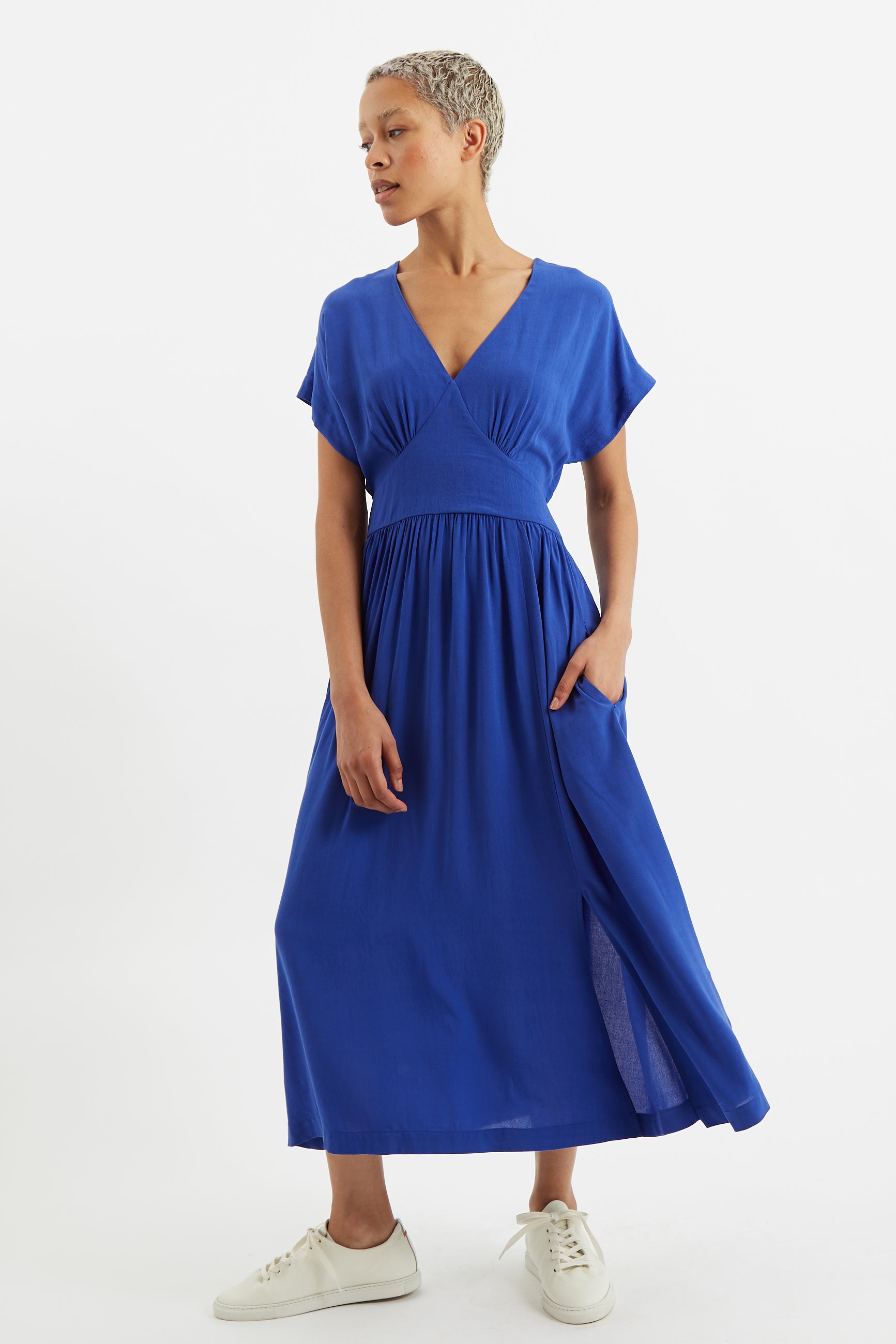 Unity Moss Crepe V Neck Midi Dress Ultramarine Louche