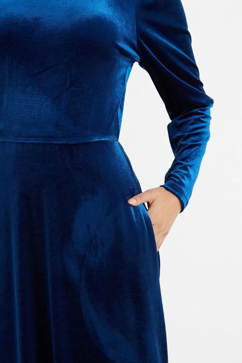 Velvet midi dress long hot sale sleeve